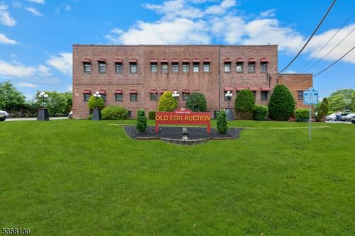 ste-g106b-84 Park Ave, Flemington, NJ, 08822-1173 | Card Image