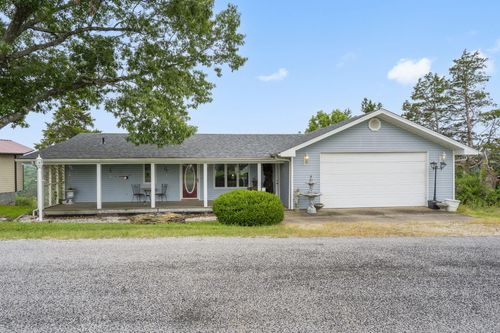 25209 Farm Road 2265, Golden, MO, 65658-8425 | Card Image