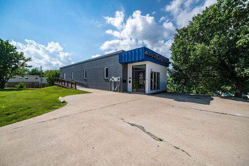 2101 Burlington St, Columbia, MO, 65202-1945 | Card Image