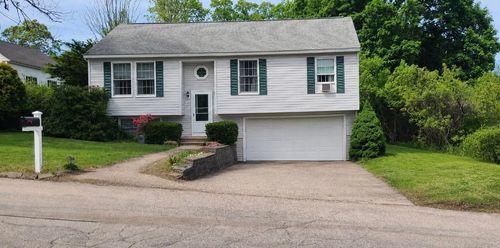 29 Sherburne Street, Manchester, NH, 03104 | Card Image