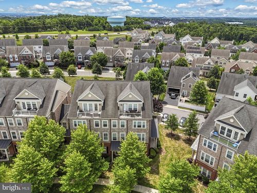 42572 Wildly Ter, ASHBURN, VA, 20148-4347 | Card Image