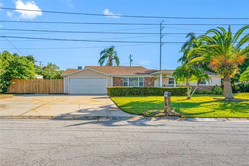 2265 S Lagoon Cir, CLEARWATER, FL, 33765-1642 | Card Image