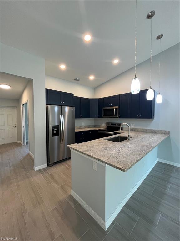 Residential Lease in BOKEELIA 3