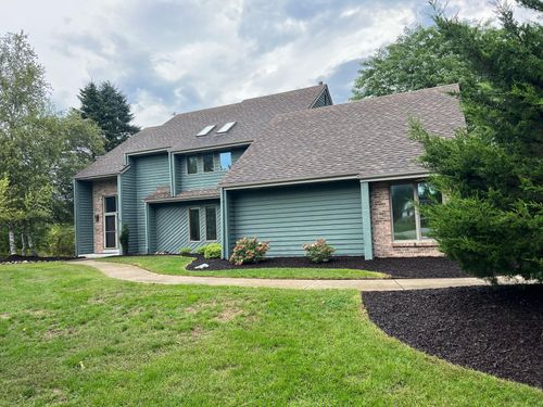 W253S11030 Hunters Ct, Mukwonago, WI, 53149-9297 | Card Image