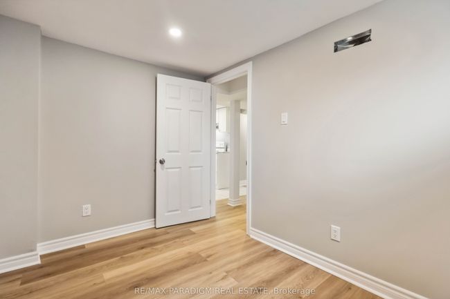 226 Mcnaughton Ave, House other with 6 bedrooms, 2 bathrooms and 3 parking in Oshawa ON | Image 37