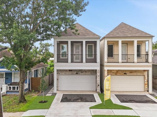 1111 Robbie St, Houston, TX, 77009-2949 | Card Image