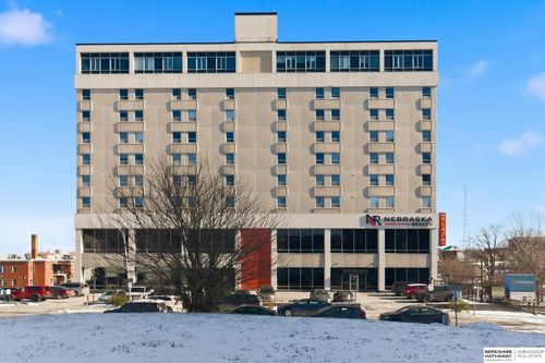 302-105 N 31st Ave, Omaha, NE, 68131-2915 | Card Image