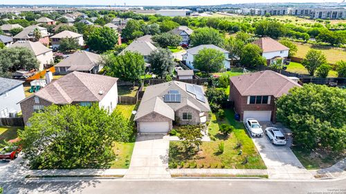 854 Lincolnshire Dr, New Braunfels, TX, 78130-2473 | Card Image