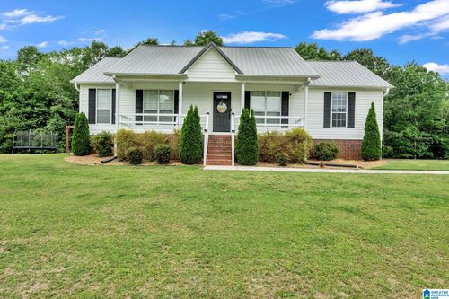 292 Elbert Gallimore Rd, Hayden, AL, 35079-4215 | Card Image