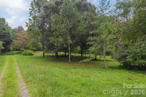2232 Grey Rd, Davidson, NC, 28036-8781 | Card Image