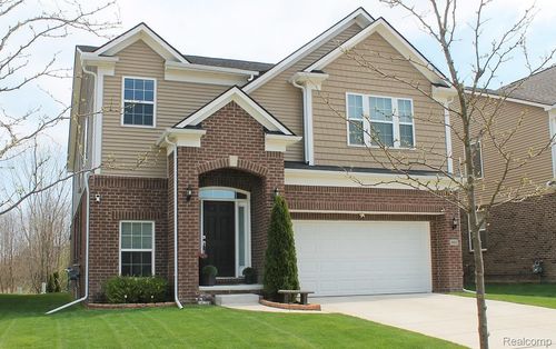 860 Backshore Dr, Canton, MI, 48187-0133 | Card Image
