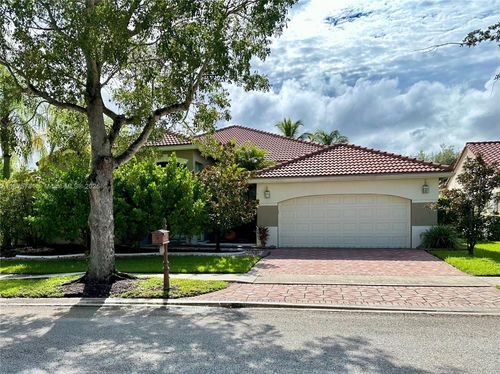 656 Verona Pl, Weston, FL, 33326-3540 | Card Image