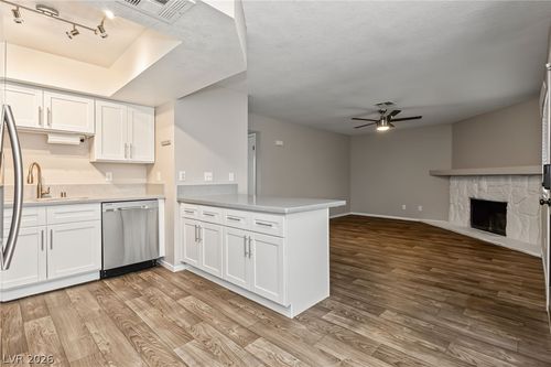 201-7904 Esterbrook Way, Las Vegas, NV, 89128-4178 | Card Image