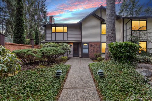 1-1717 150th Ave Se, Bellevue, WA, 98007-6829 | Card Image