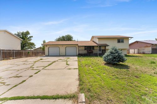 115 Nw Wilson Cir, Mountain Home, ID, 83647-5497 | Card Image