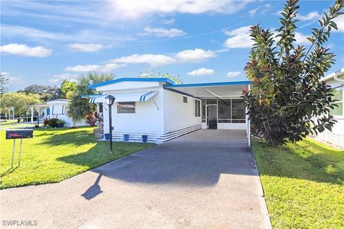 42-123 Cedar Ln, NAPLES, FL, 34114-8105 | Card Image