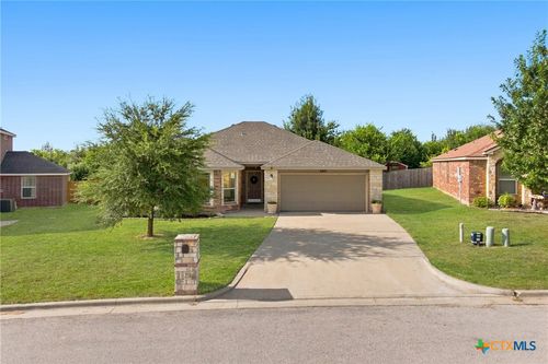 2342 Washington Dr, Belton, TX, 76513-7693 | Card Image