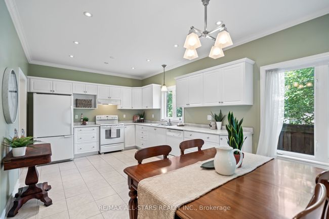 1 Caseton Cres, House other with 2 bedrooms, 3 bathrooms and 4 parking in Uxbridge ON | Image 13