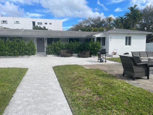 6-625 S 20th Ave, Hollywood, FL, 33020-6901 | Card Image