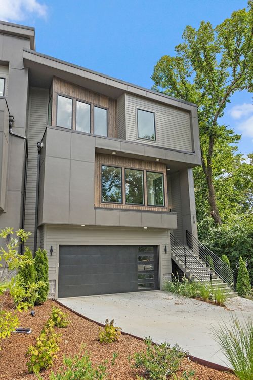 419 Acklen Park Dr, Nashville, TN, 37205-2301 | Card Image