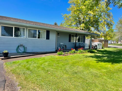 10712 Vincent Dr, Klamath Falls, OR, 97603-9584 | Card Image