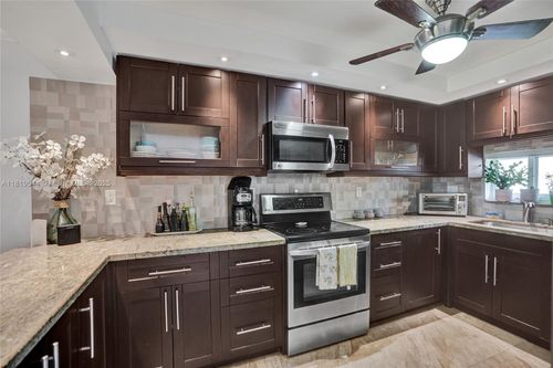 apt-102-9410 N Hollybrook Lake Dr, Pembroke Pines, FL, 33025-1507 | Card Image