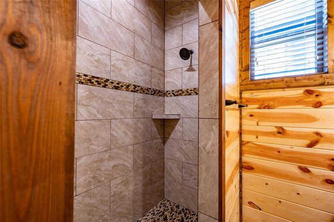 317 Sugar Pine Loop, House other with 4 bedrooms, 5 bathrooms and null parking in Broken Bow OK | Image 23