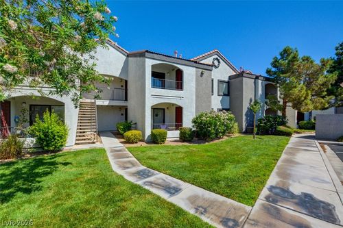 2026-950 Seven Hills Dr, Henderson, NV, 89052-4308 | Card Image