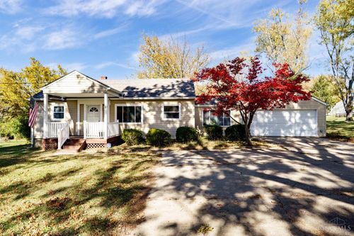 1370 Ross Hanover Rd, Hamilton, OH, 45013-4137 | Card Image