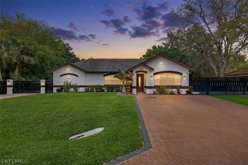 5140 17th Ct Sw, NAPLES, FL, 34116-5601 | Card Image