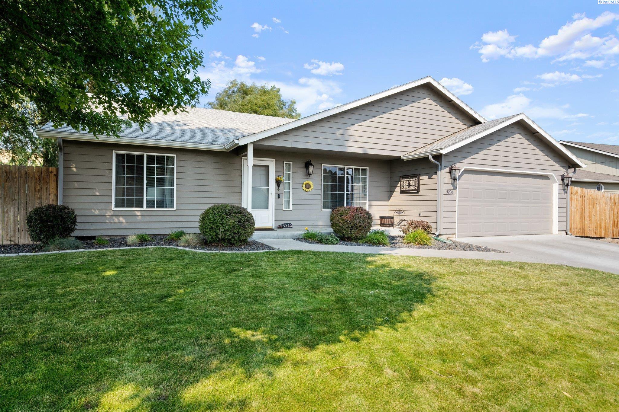 Dayton Pl, Kennewick, WA 99337