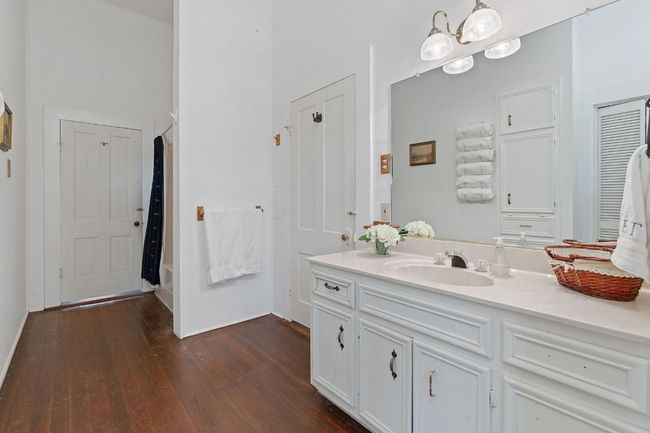 176 Cedar Creek Cir, Home with 5 bedrooms, 7 bathrooms and null parking in Cedar Creek TX | Image 31
