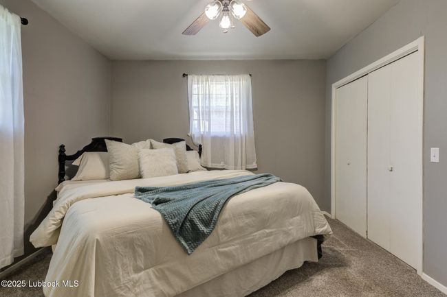 1205 Garland St, House other with 4 bedrooms, 3 bathrooms and null parking in Plainview TX | Image 25