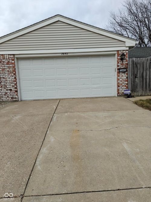 7642 Lancer Ln, Lawrence, IN, 46226-1328 | Card Image