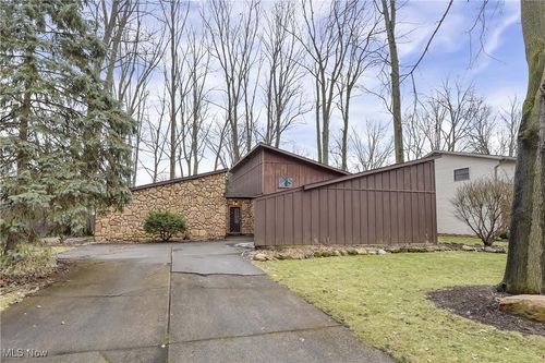 6515 O Henry Circle, North Ridgeville, OH, 44039 | Card Image