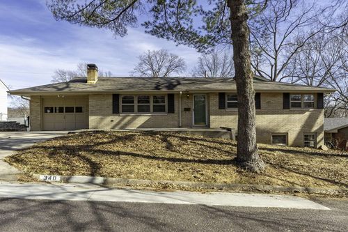 340 Crown Pt, Columbia, MO, 65203-2242 | Card Image