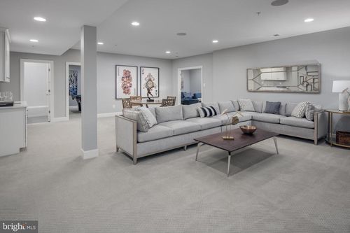 2918 Blue Skies Ln, UPPER MARLBORO, MD, 20774-9271 | Card Image