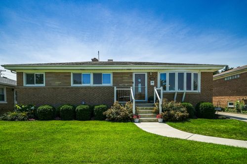 7005 W Sunnyside Ave, Norridge, IL, 60706-4731 | Card Image