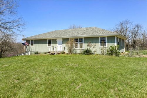 19046 106th St, Mc Louth, KS, 66054-5051 | Card Image