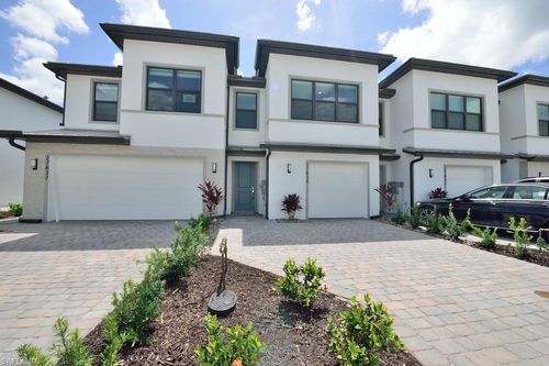 27839 Solis Grande Dr, BONITA SPRINGS, FL, 34135 | Card Image