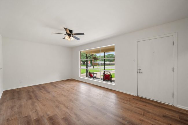 2040 Bowie Dr, House other with 3 bedrooms, 2 bathrooms and null parking in Corsicana TX | Image 6