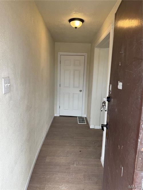 5735 Page Blvd, Saint Louis, MO, 63112-3959 | Card Image