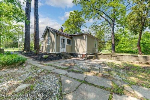 3956 Route 9w, Saugerties, NY, 12477-5038 | Card Image