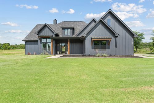 521 Echo Glade Ct, Azle, TX, 76020-1696 | Card Image