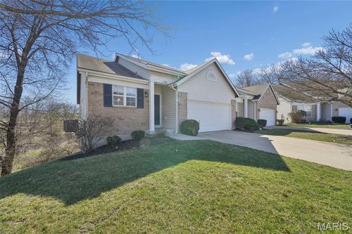 1396 Parkview Estates Dr, Ellisville, MO, 63021-4643 | Card Image