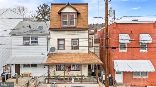 1208 W Norwegian St, POTTSVILLE, PA, 17901-2212 | Card Image