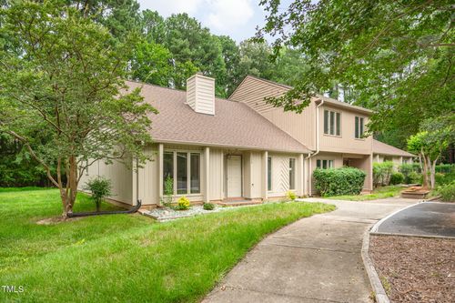 124 Woodbridge Lane, Chapel Hill, NC, 27514 | Card Image