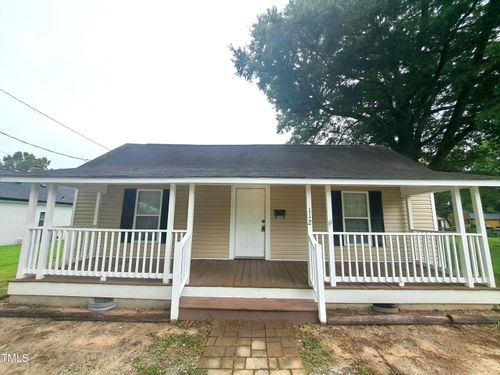 112 Holmes St, Erwin, NC, 28339-2804 | Card Image