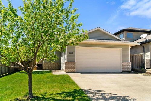 6620 111 St, Grande Prairie, AB, T8W2Y9 | Card Image