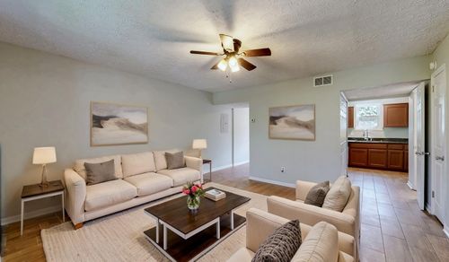 208 Oak Grove Dr, Nashville, TN, 37217-1231 | Card Image